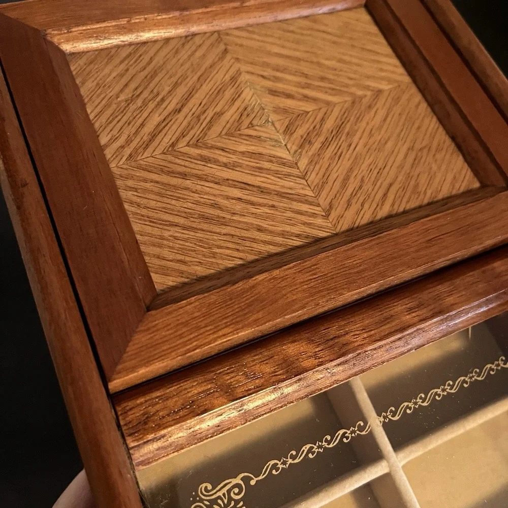MCM‎ London Leather Wooden Jewelry Box Valet Inlaid Divided Storage Case Vintage
